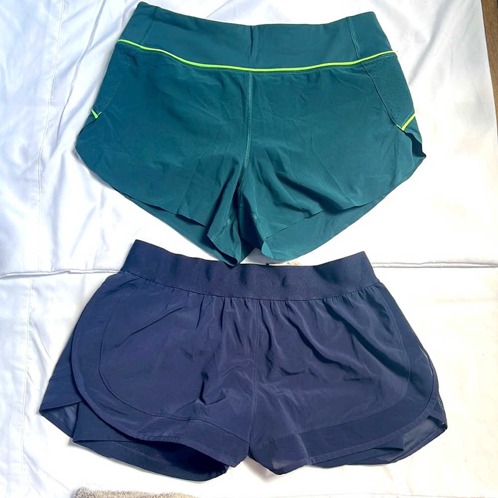 BUNDLE OF TWO RUNNING SHORTS - ATHLETA/NB size S